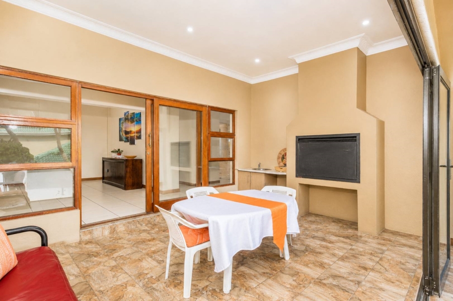 4 Bedroom Property for Sale in Kosmos Ridge North West